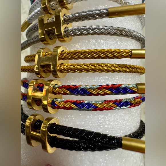 Adjustable Fashion Bracelets Gold Plated - Picture 5 of 7